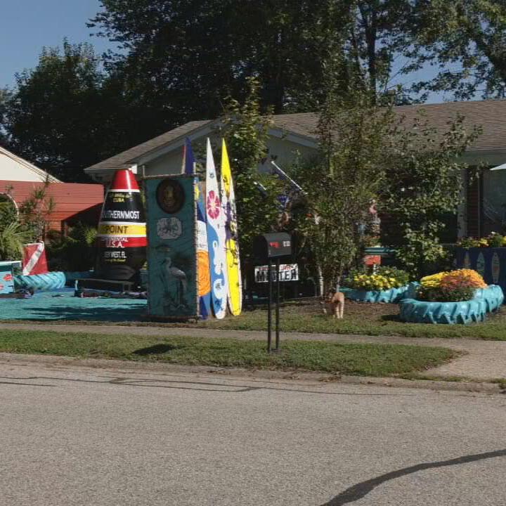 Debra and James Mulls' Key West decoration in Clarksville